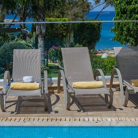 Villa Ricky Protaras Luaran gambar